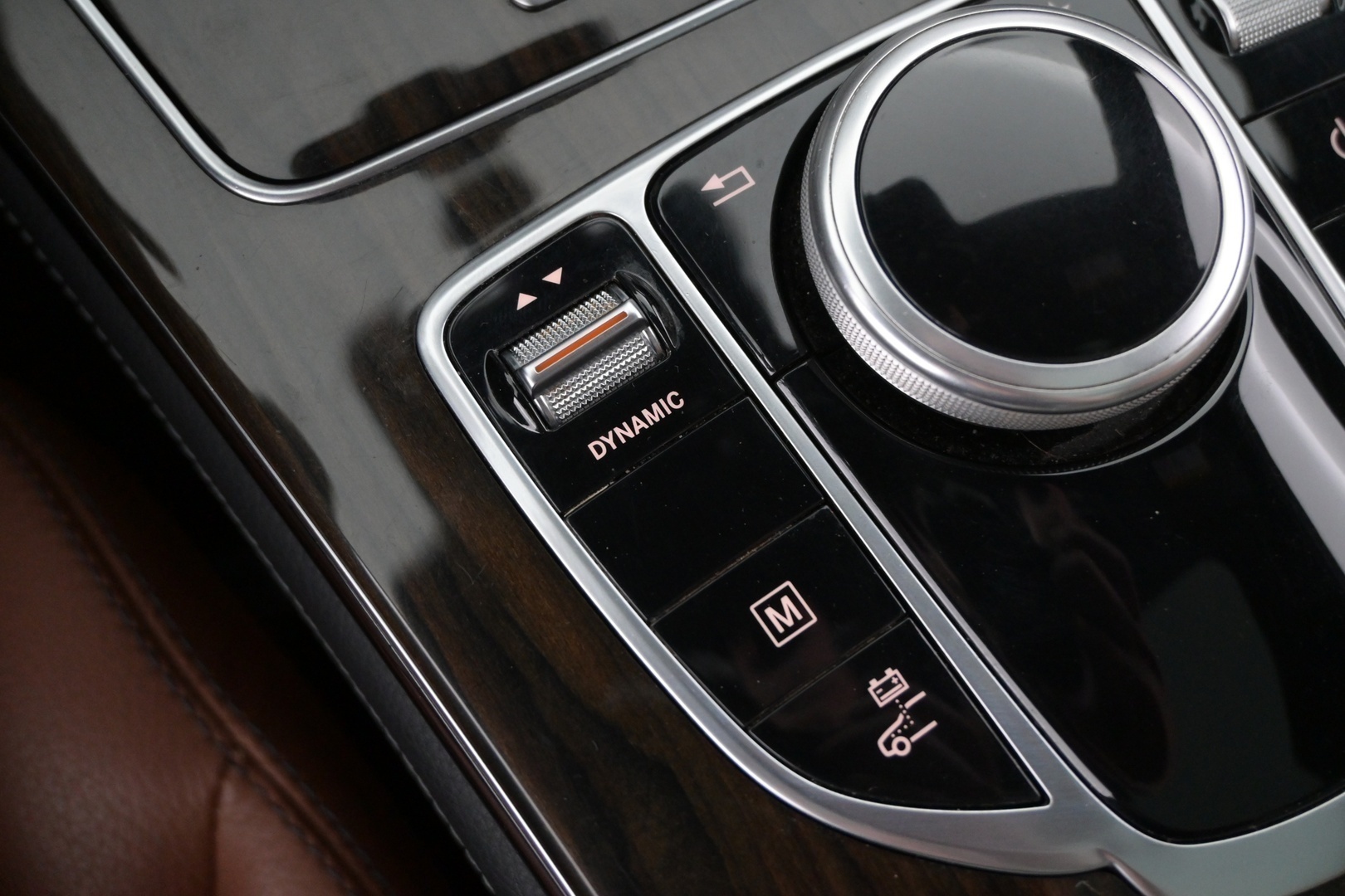 MERCEDES-BENZ GLC 2017