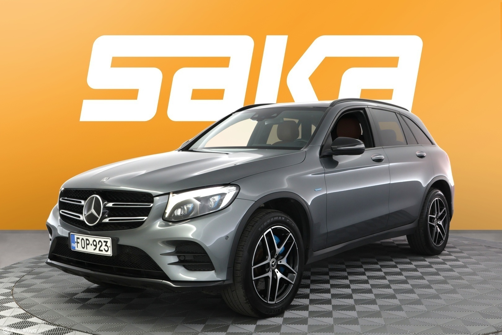 MERCEDES-BENZ GLC 2017