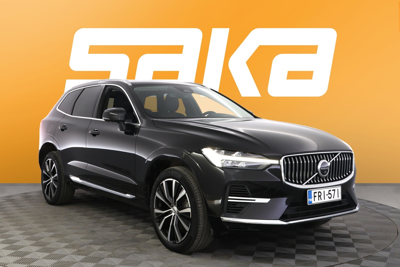 VOLVO XC60 2023