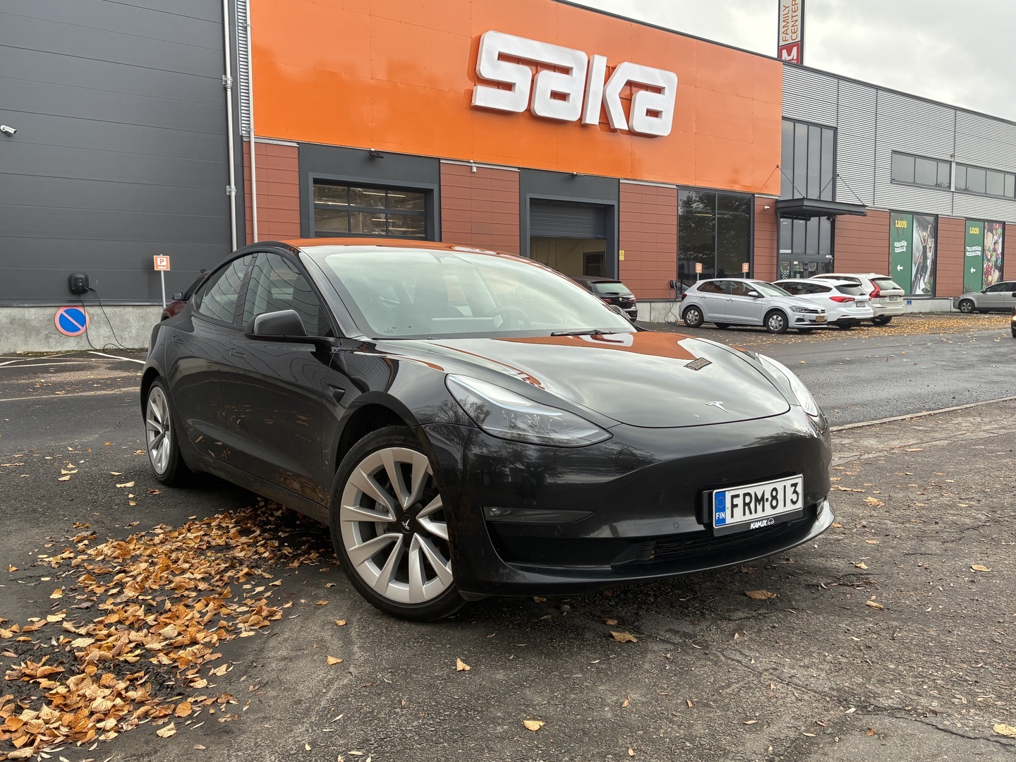 TESLA Model 3 2023