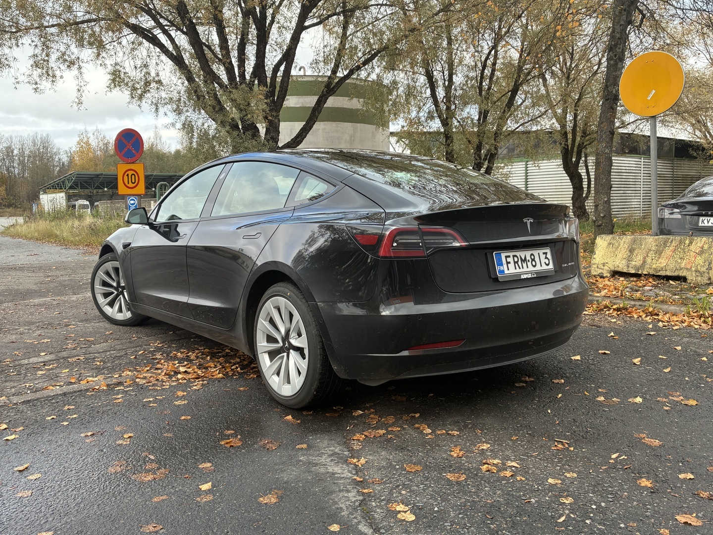 TESLA Model 3 2023