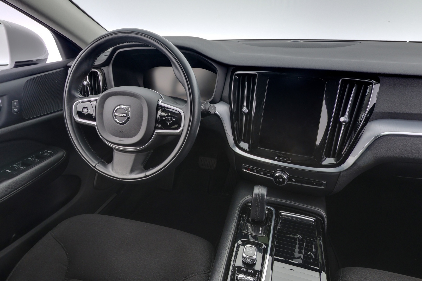 VOLVO V60 2021