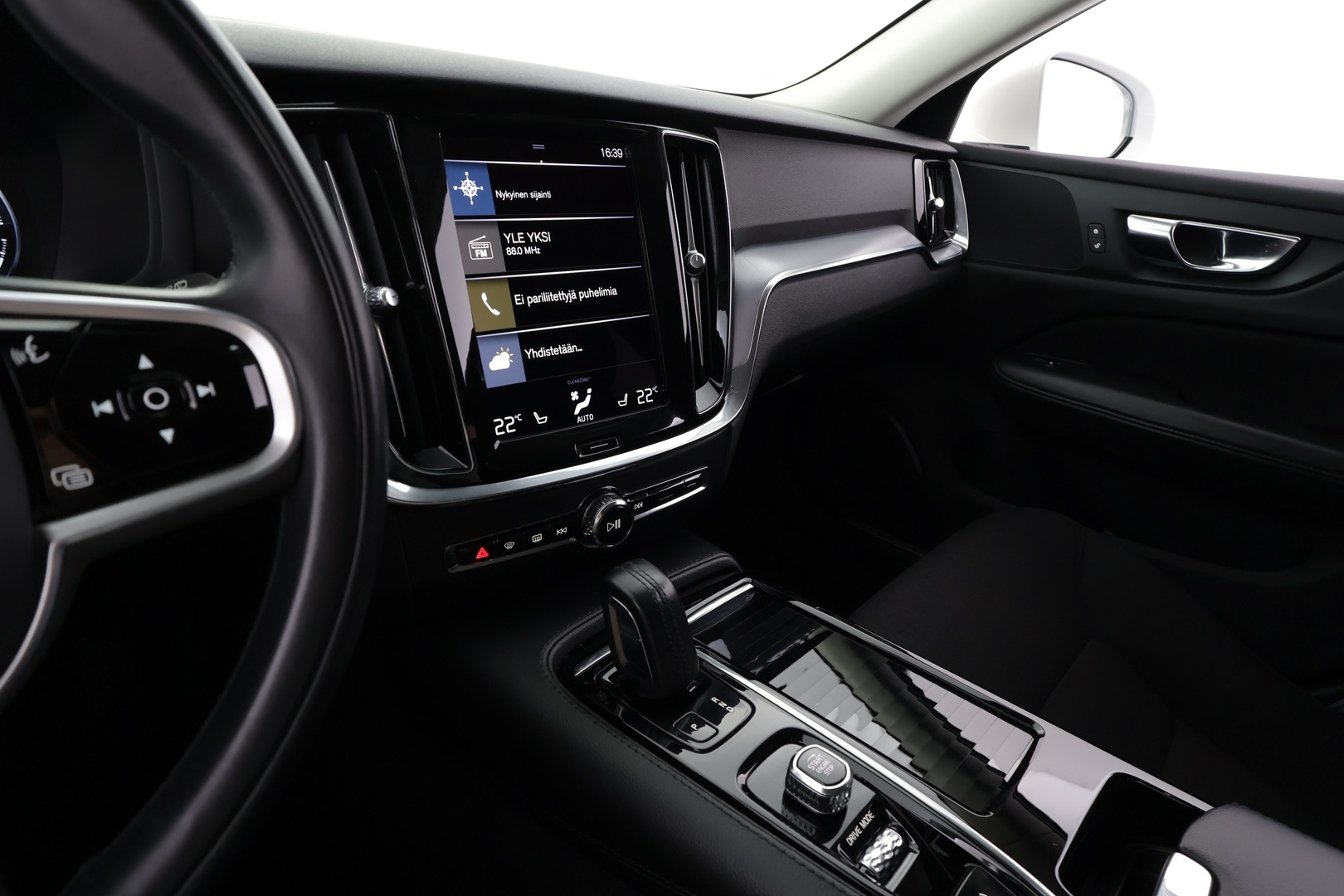 VOLVO V60 2021