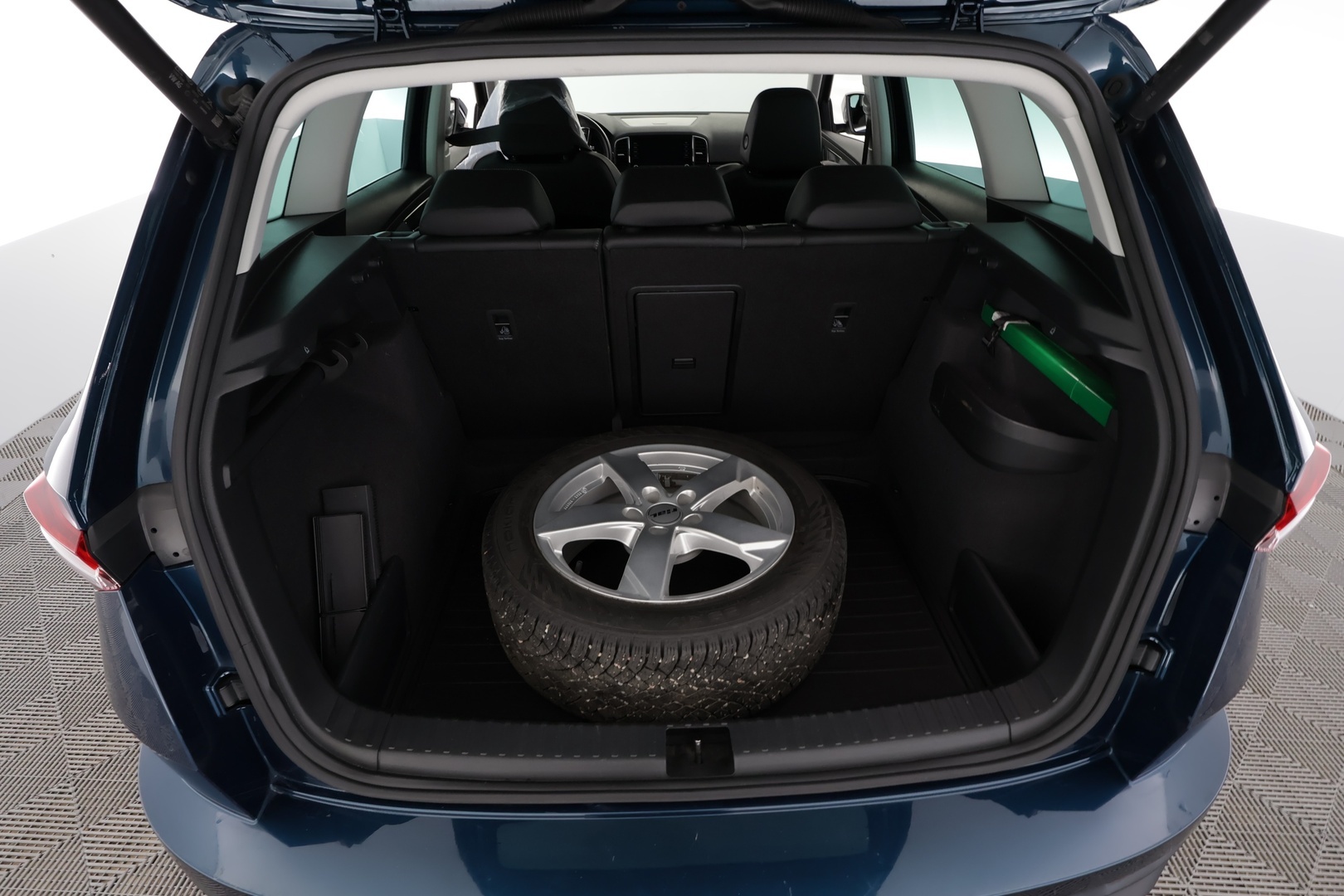 SKODA Karoq 2023