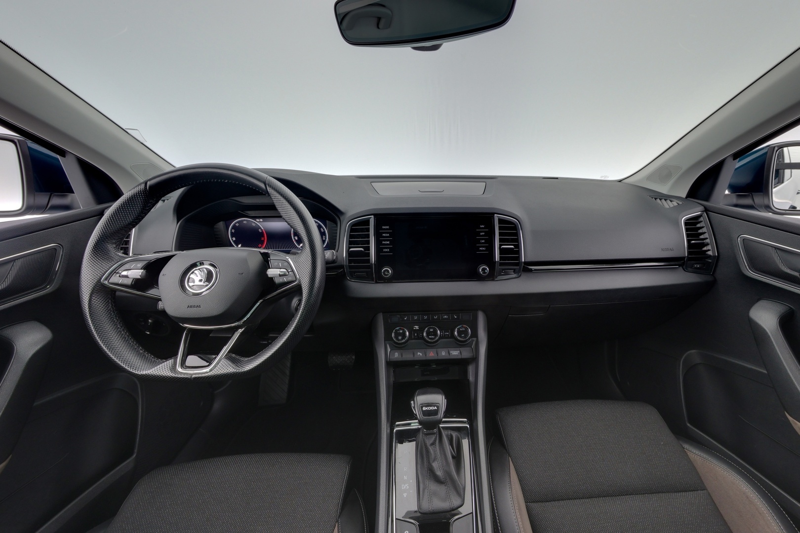 SKODA Karoq 2023