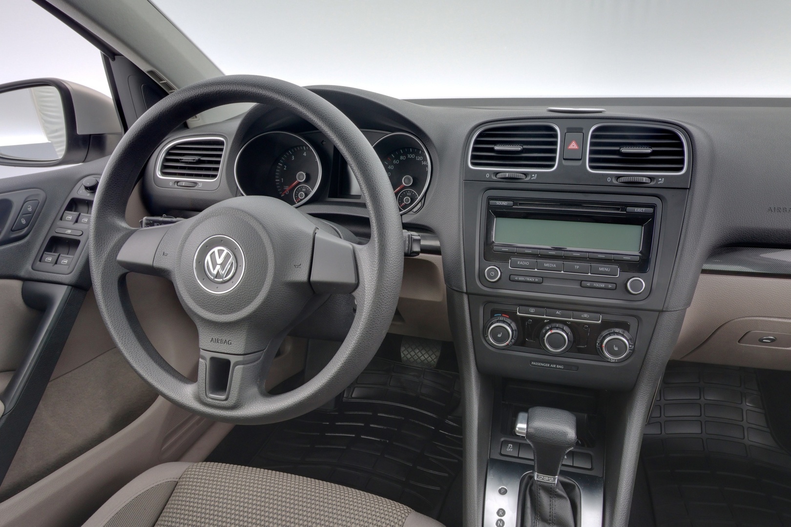 VOLKSWAGEN Golf 2011
