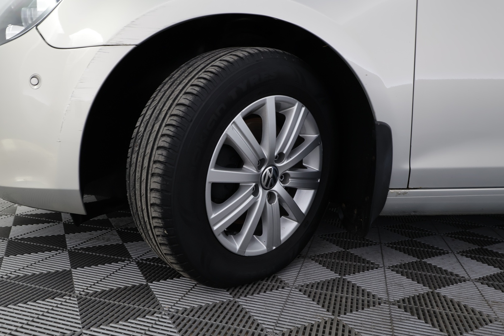 VOLKSWAGEN Golf 2011