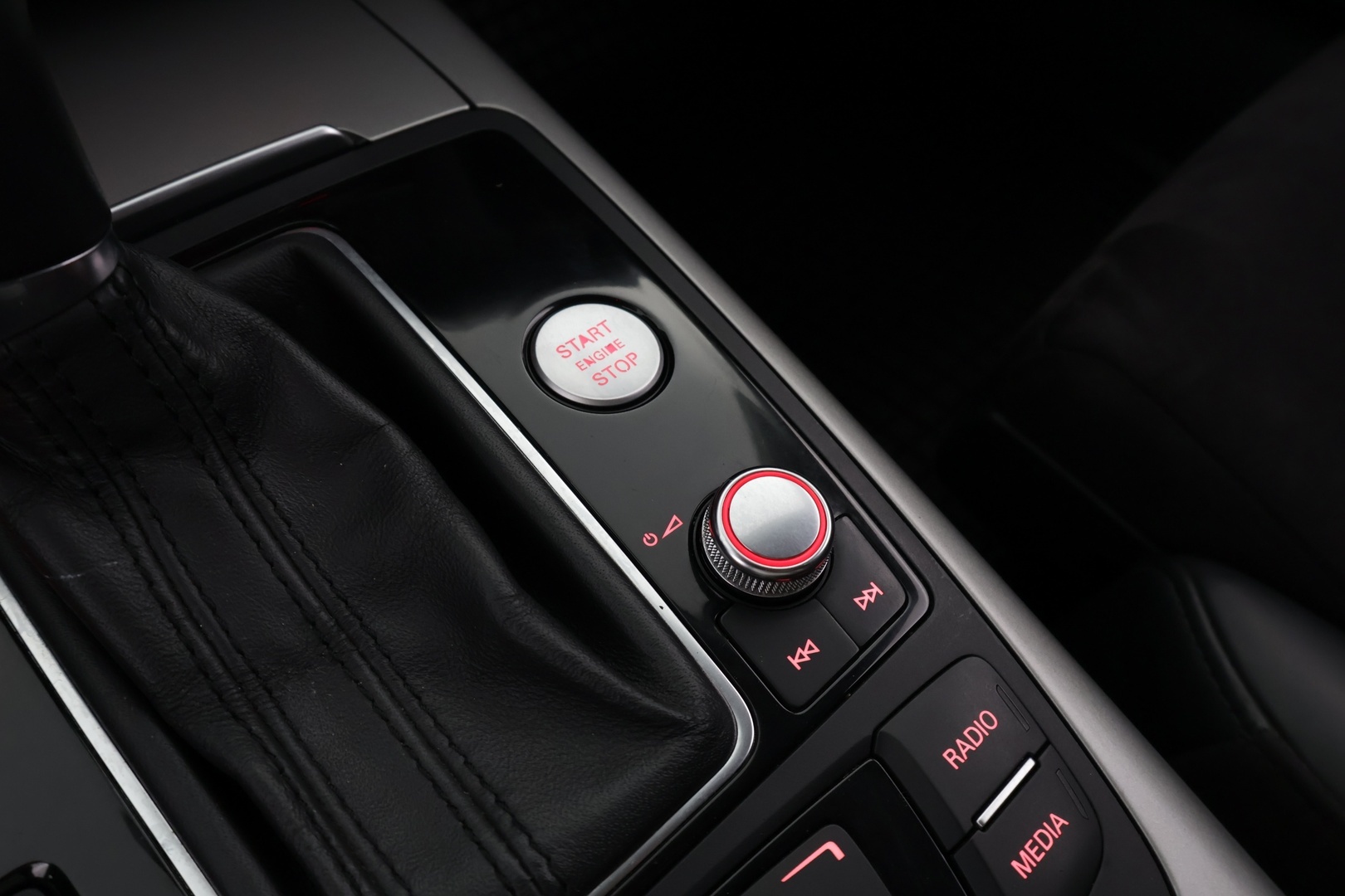 AUDI A6 2012