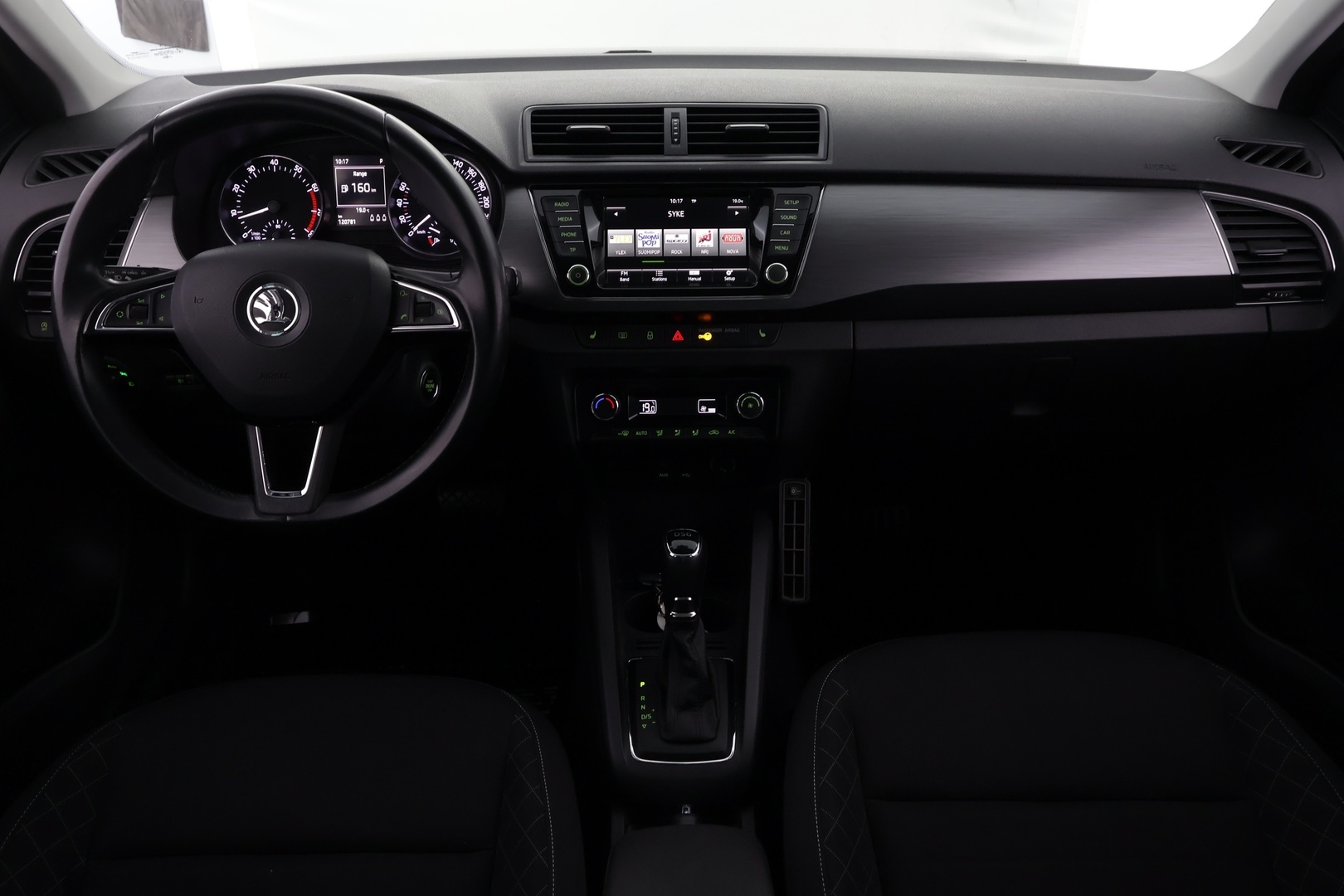 SKODA Fabia 2015