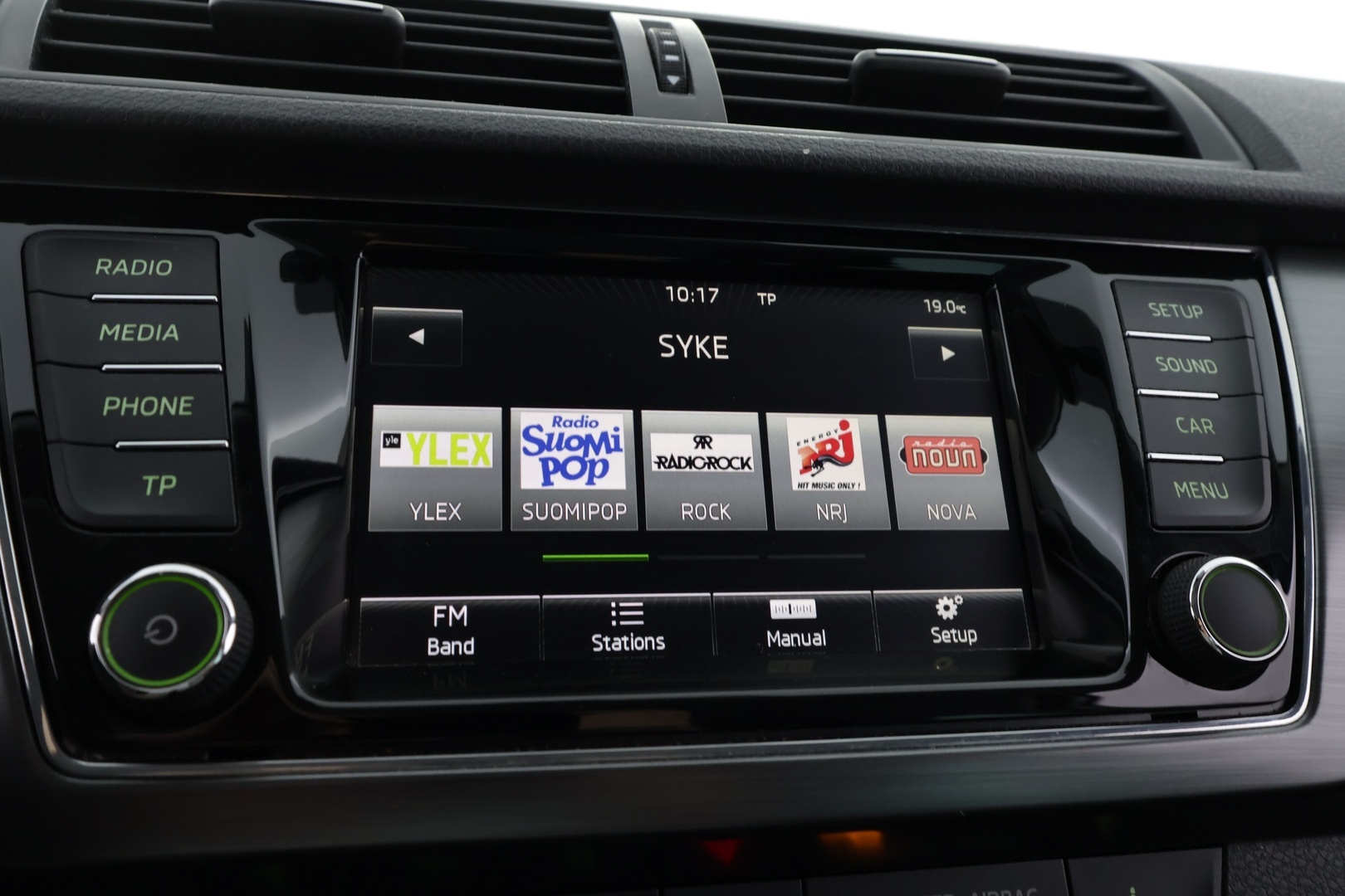 SKODA Fabia 2015