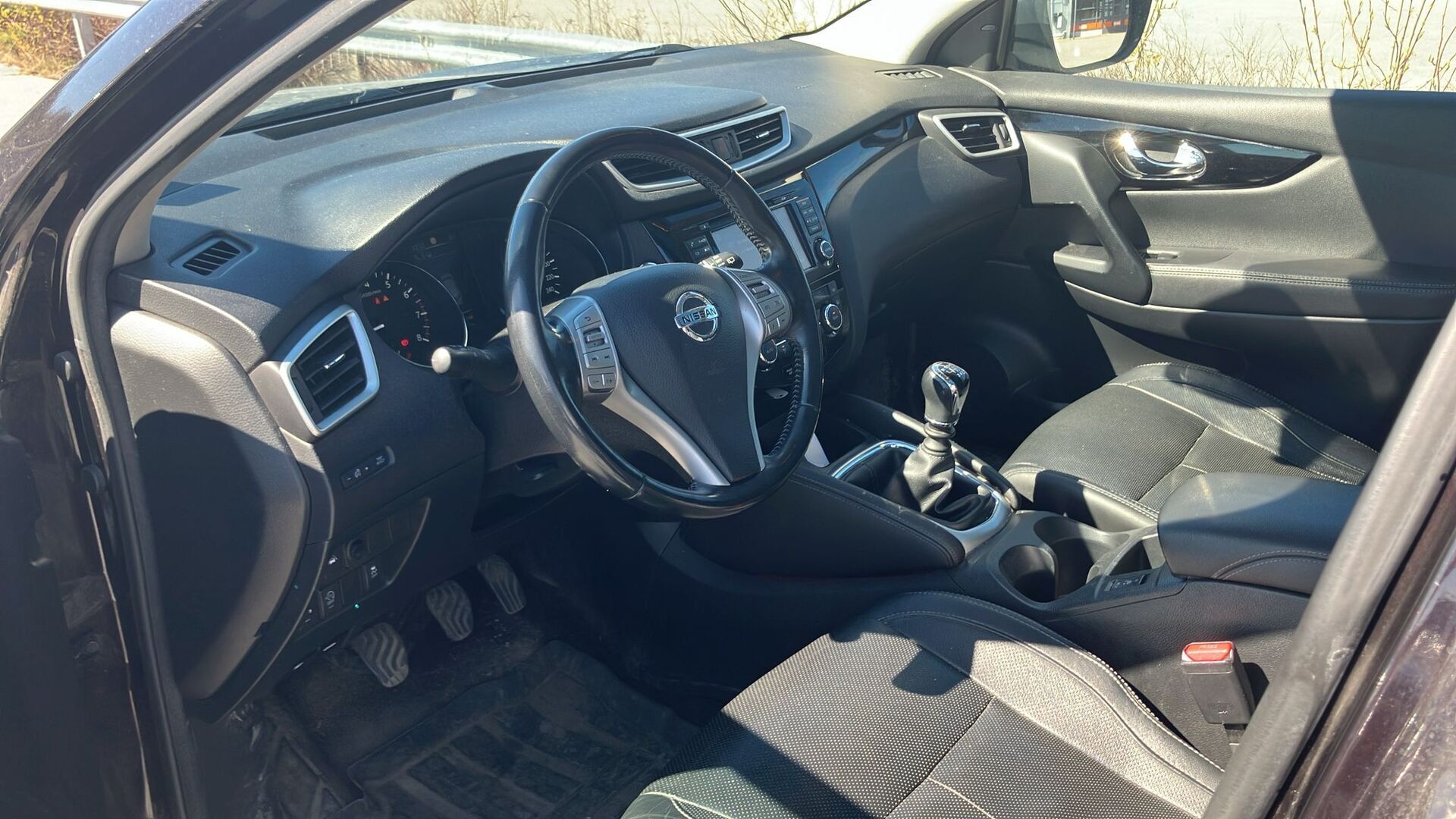 NISSAN Qashqai 2016