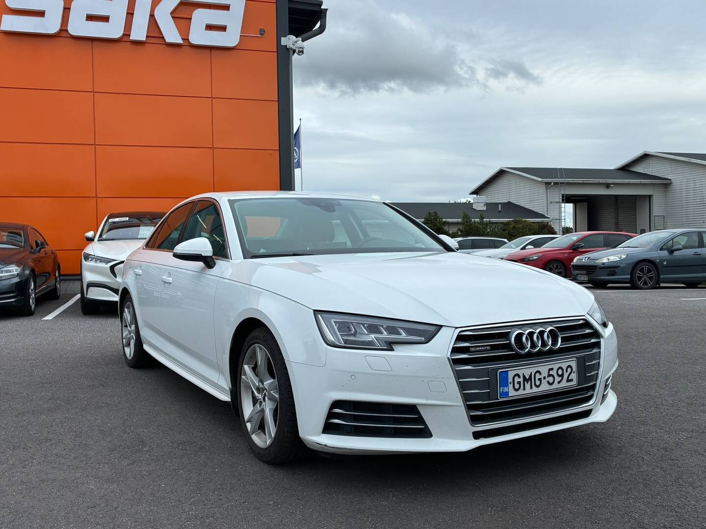 AUDI A4 2017