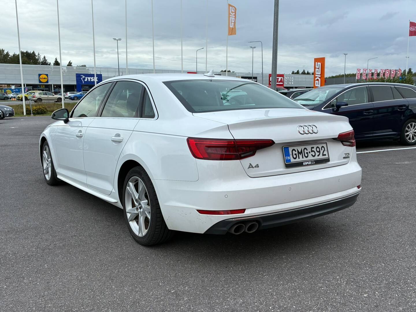 AUDI A4 2017