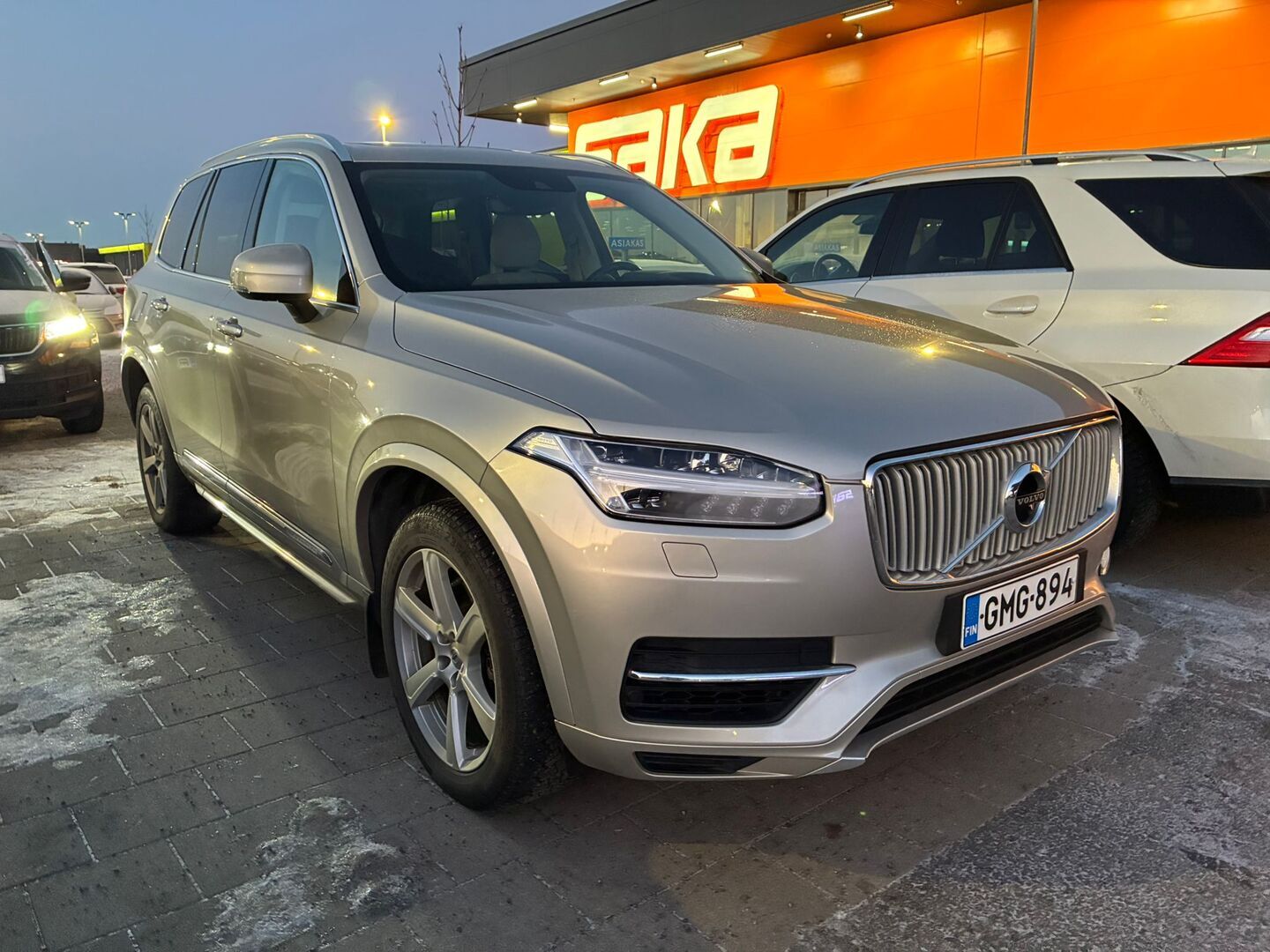 VOLVO XC90 2017