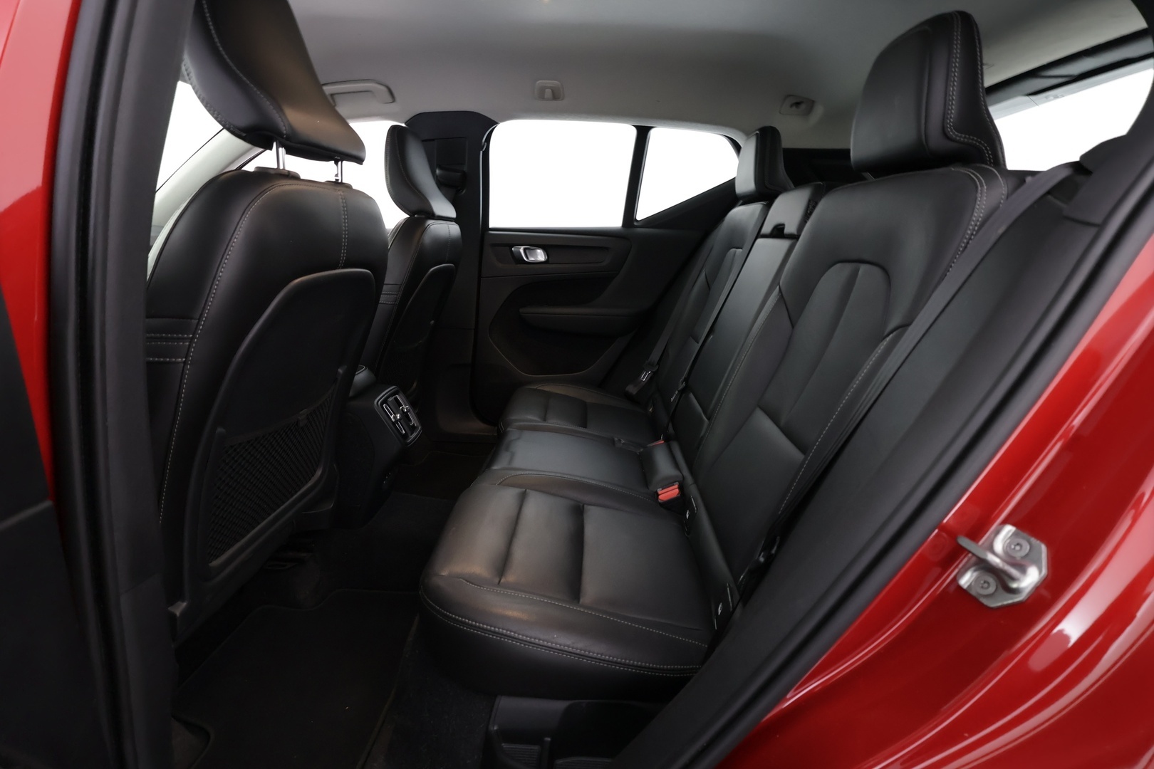VOLVO XC40 2019