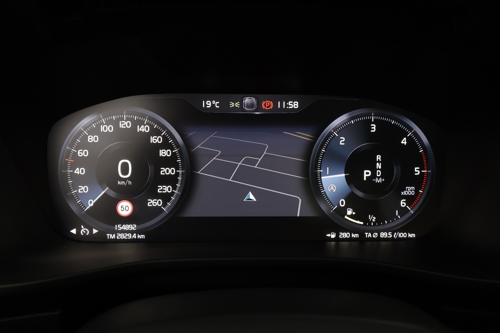 VOLVO XC40 2019