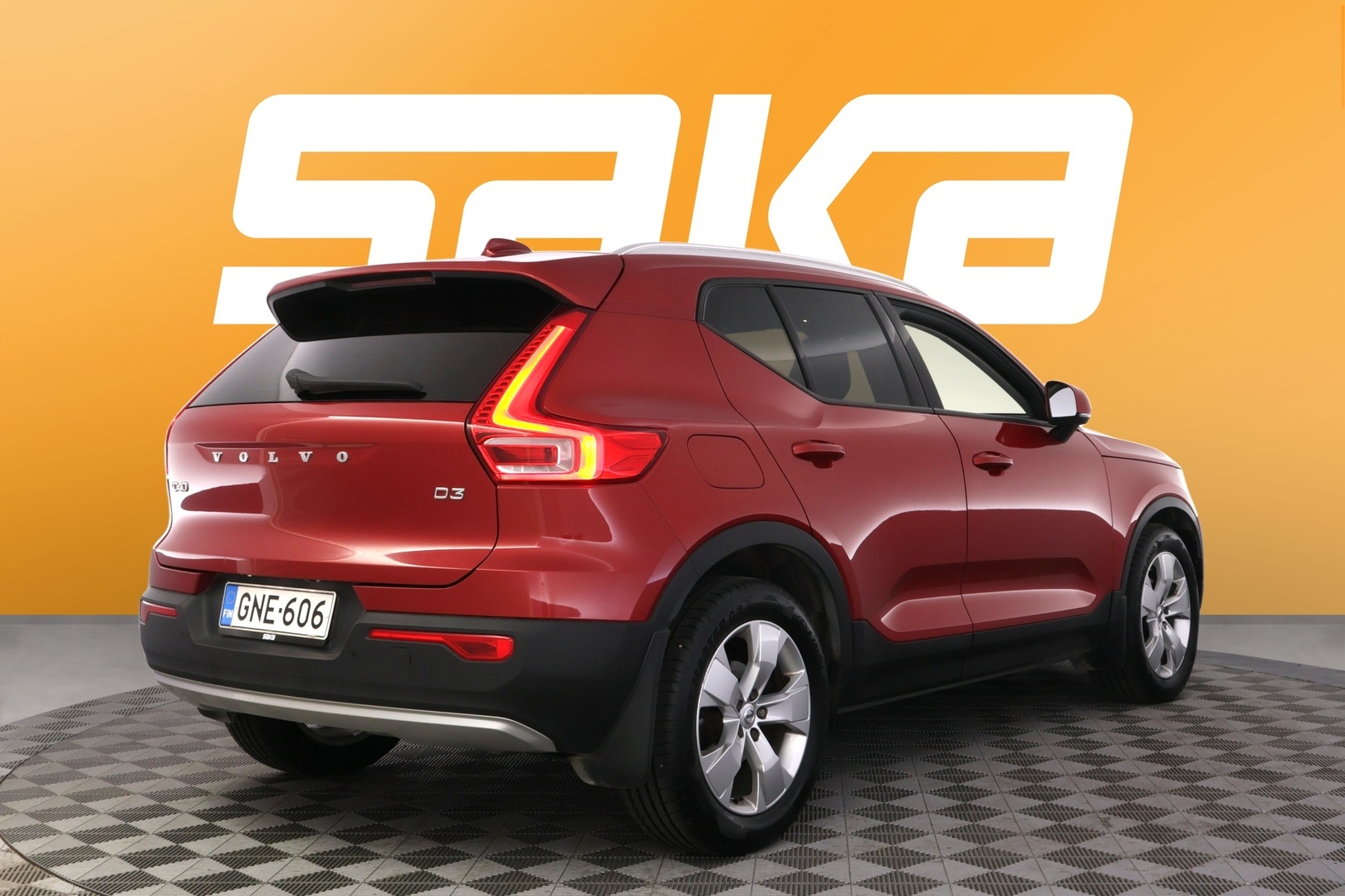 VOLVO XC40 2019