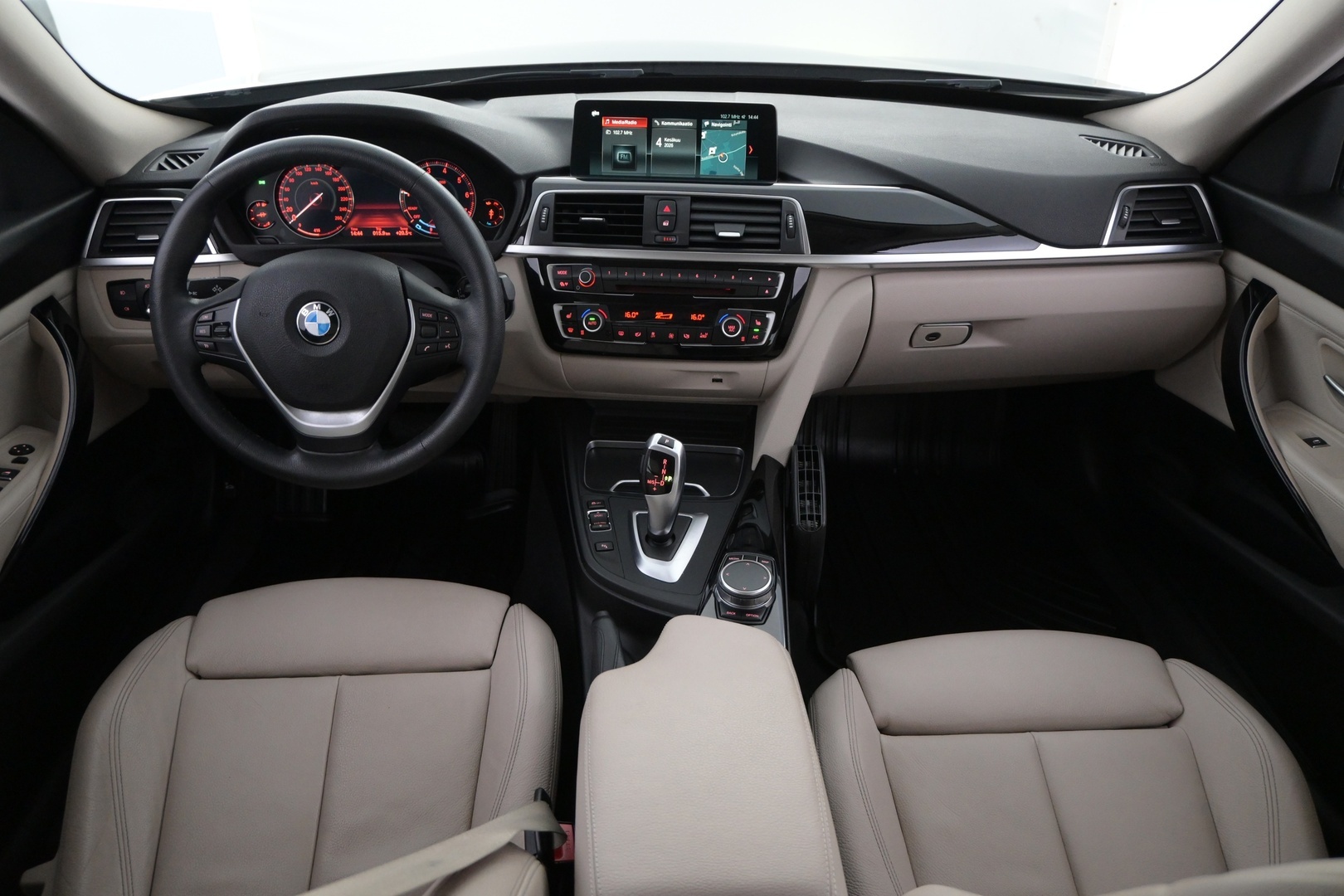 BMW 320 Gran Turismo 2019
