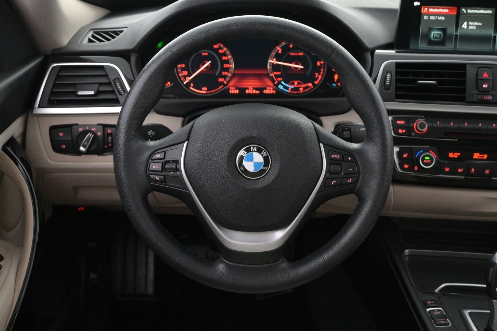 BMW 320 Gran Turismo 2019