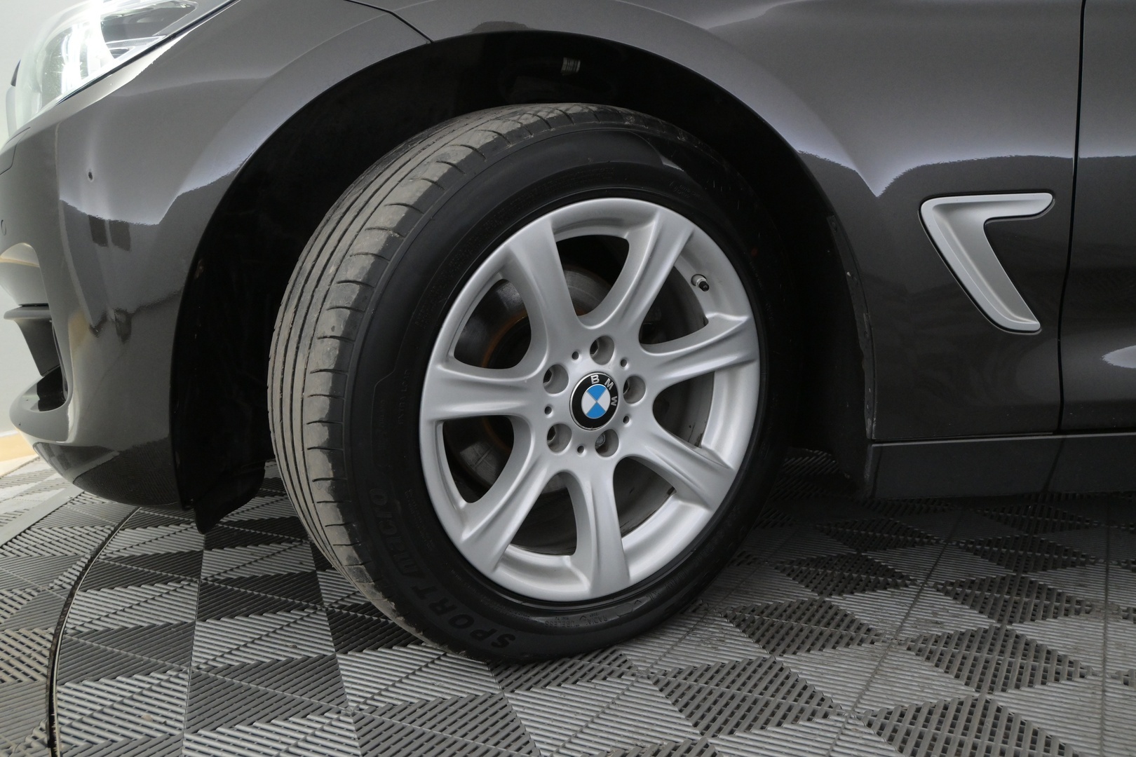 BMW 320 Gran Turismo 2019