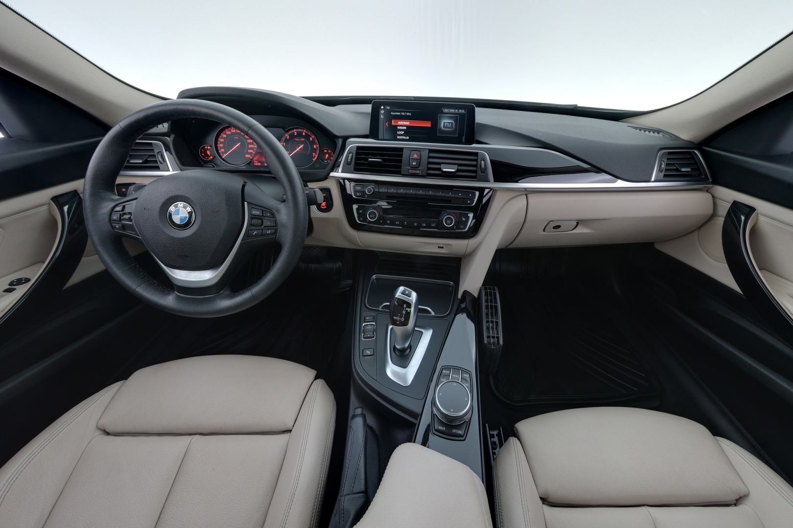 BMW 320 Gran Turismo 2019