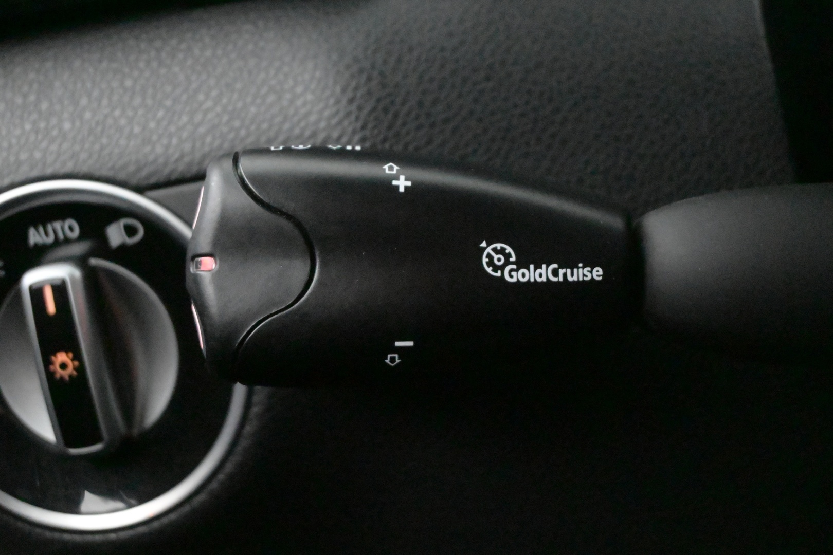 MERCEDES-BENZ B 2012