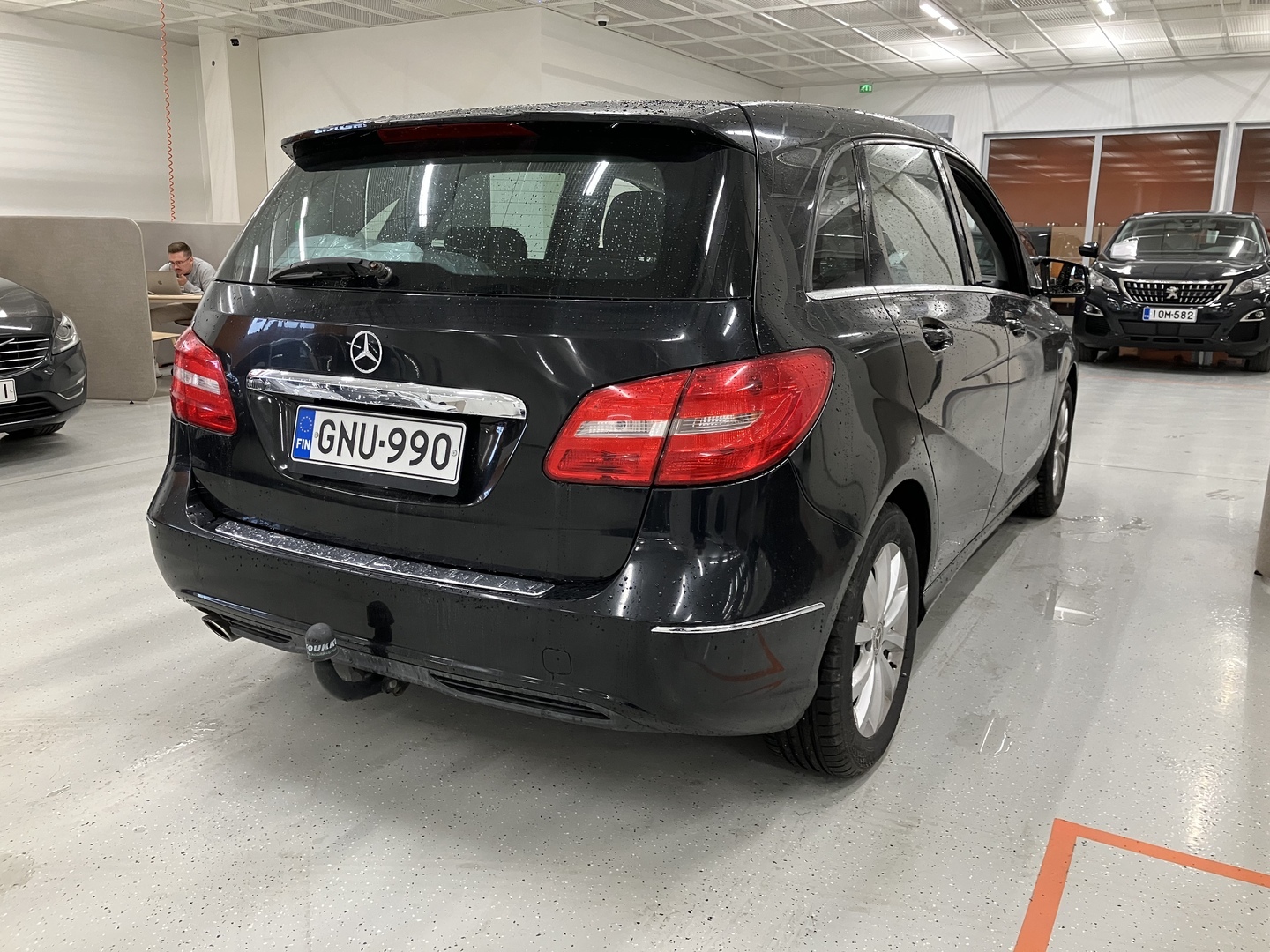 MERCEDES-BENZ B 2012