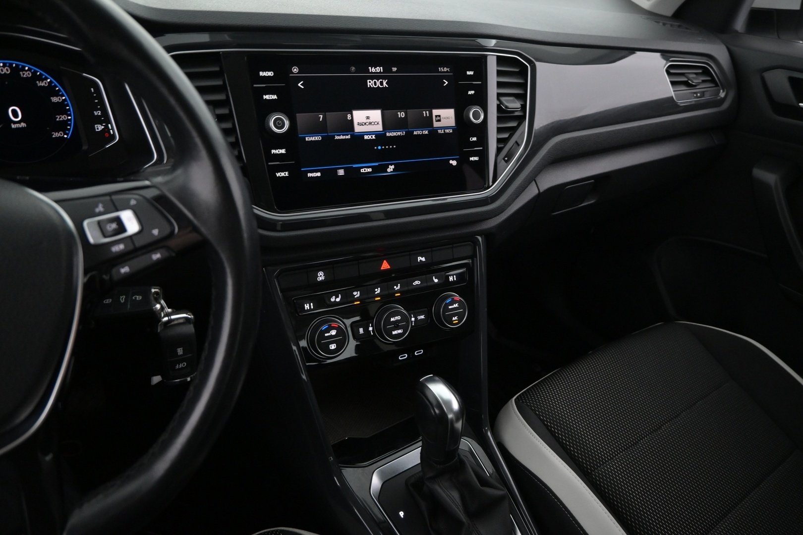 VOLKSWAGEN T-Roc 2021