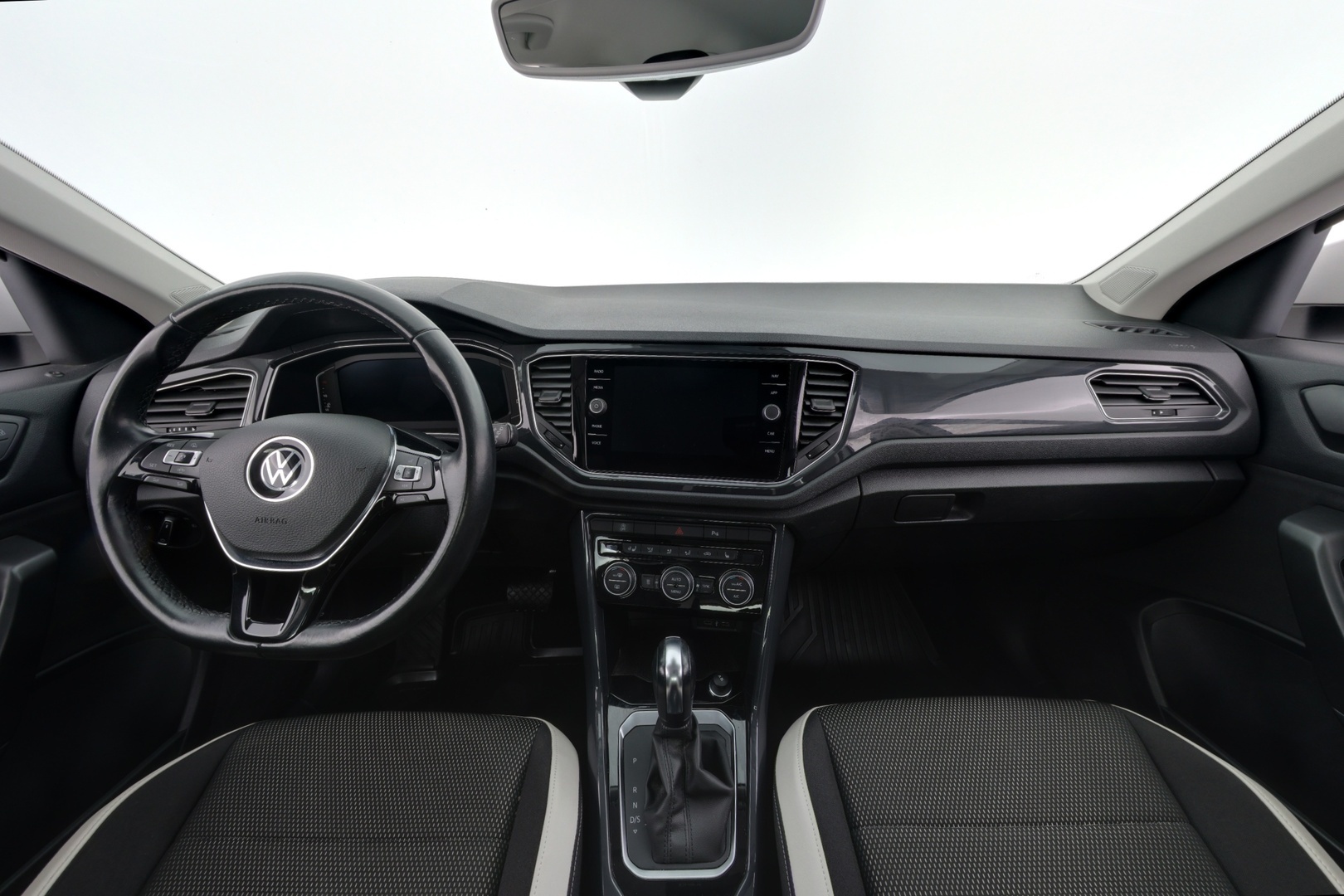 VOLKSWAGEN T-Roc 2021