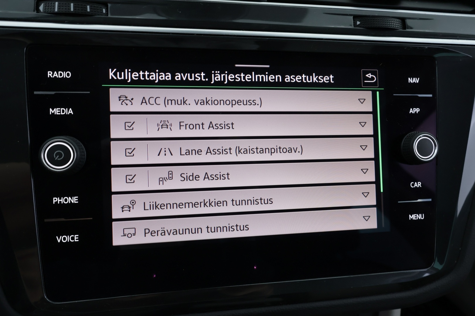 VOLKSWAGEN Tiguan 2021