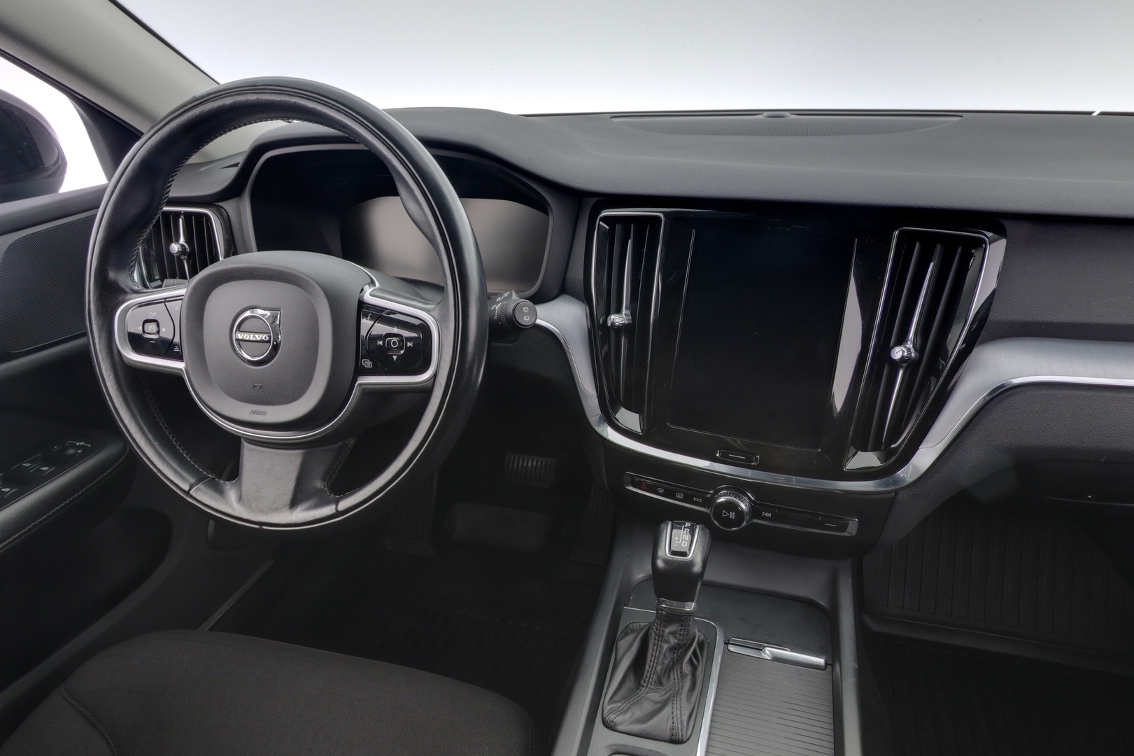 VOLVO V60 2019