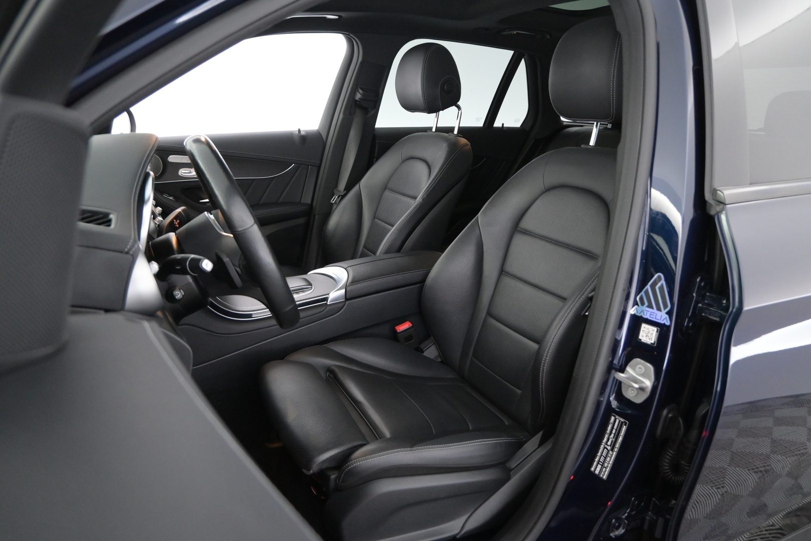 MERCEDES-BENZ GLC 2021