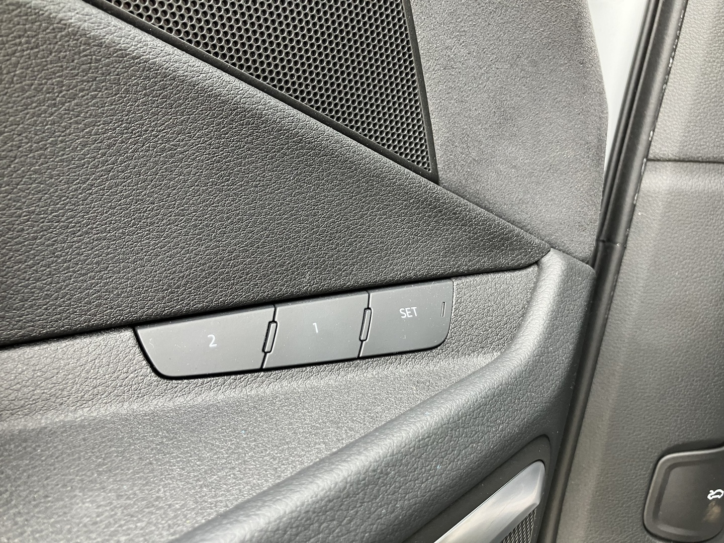 AUDI e-tron 2022