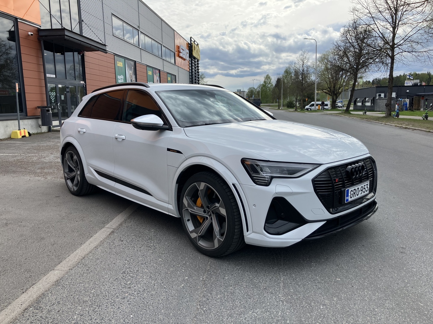AUDI e-tron 2022