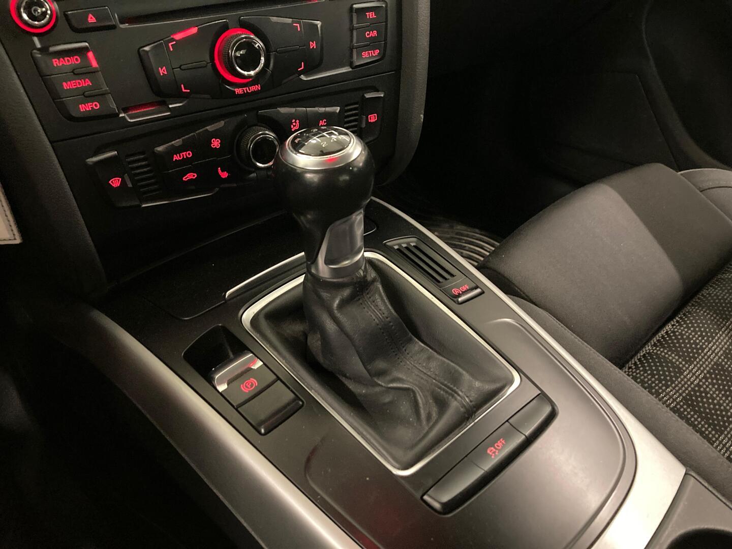AUDI A4 2010