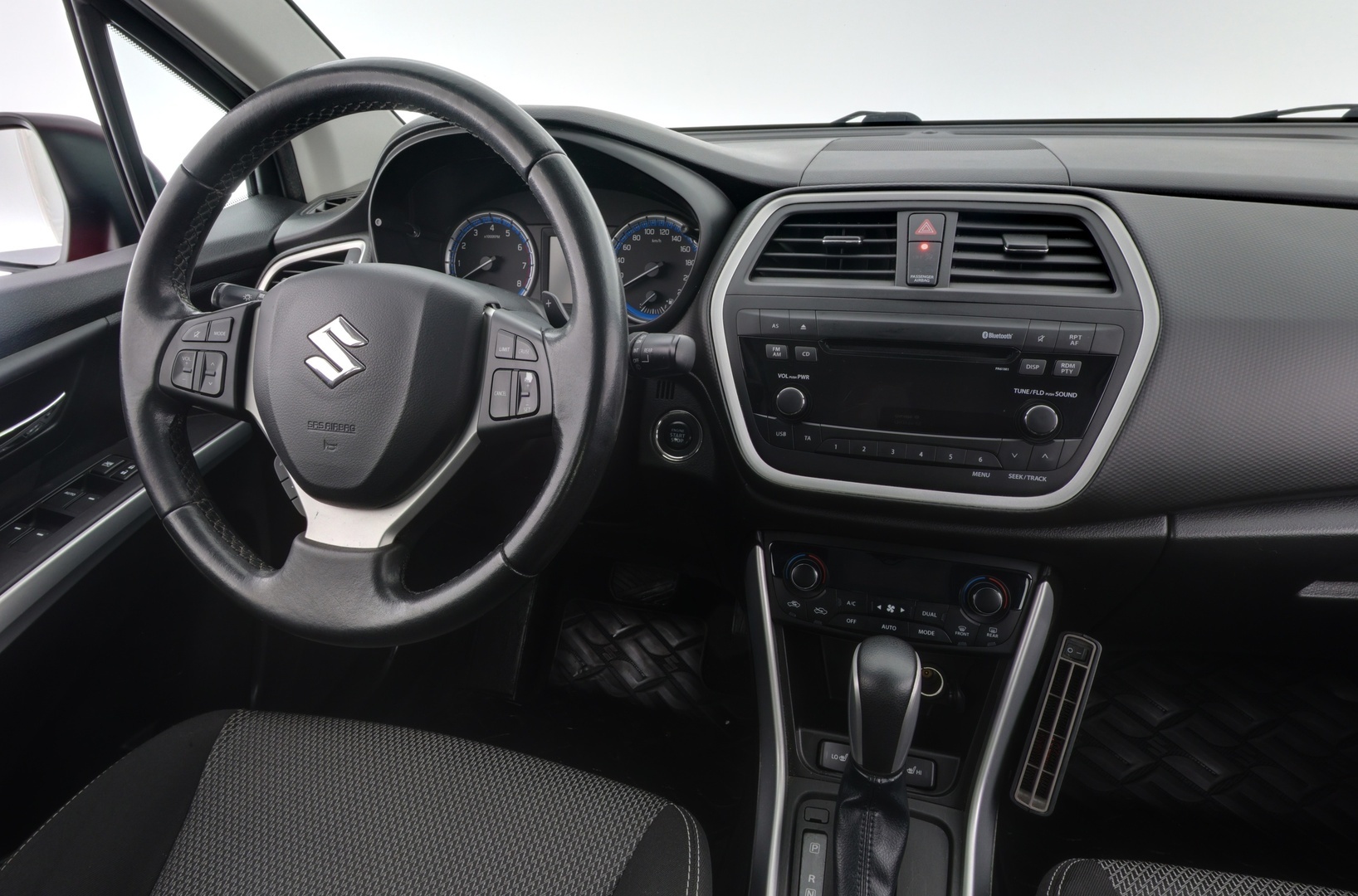SUZUKI SX4 2014