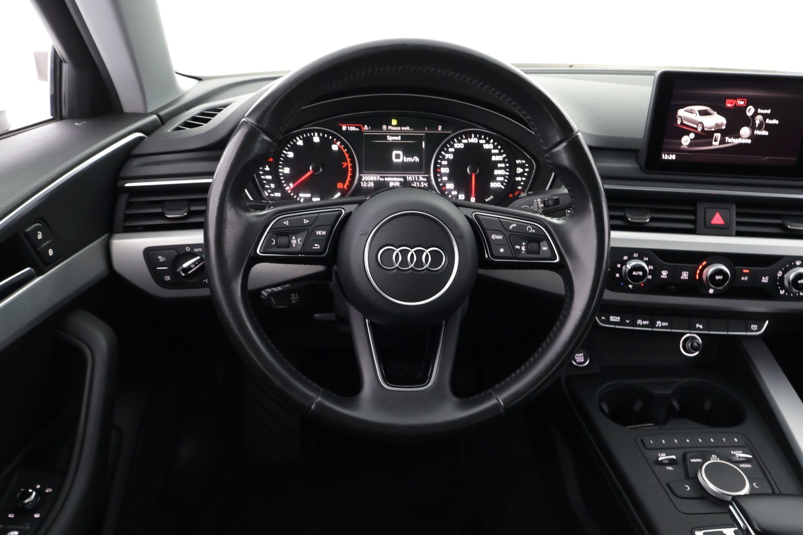 AUDI A4 2016
