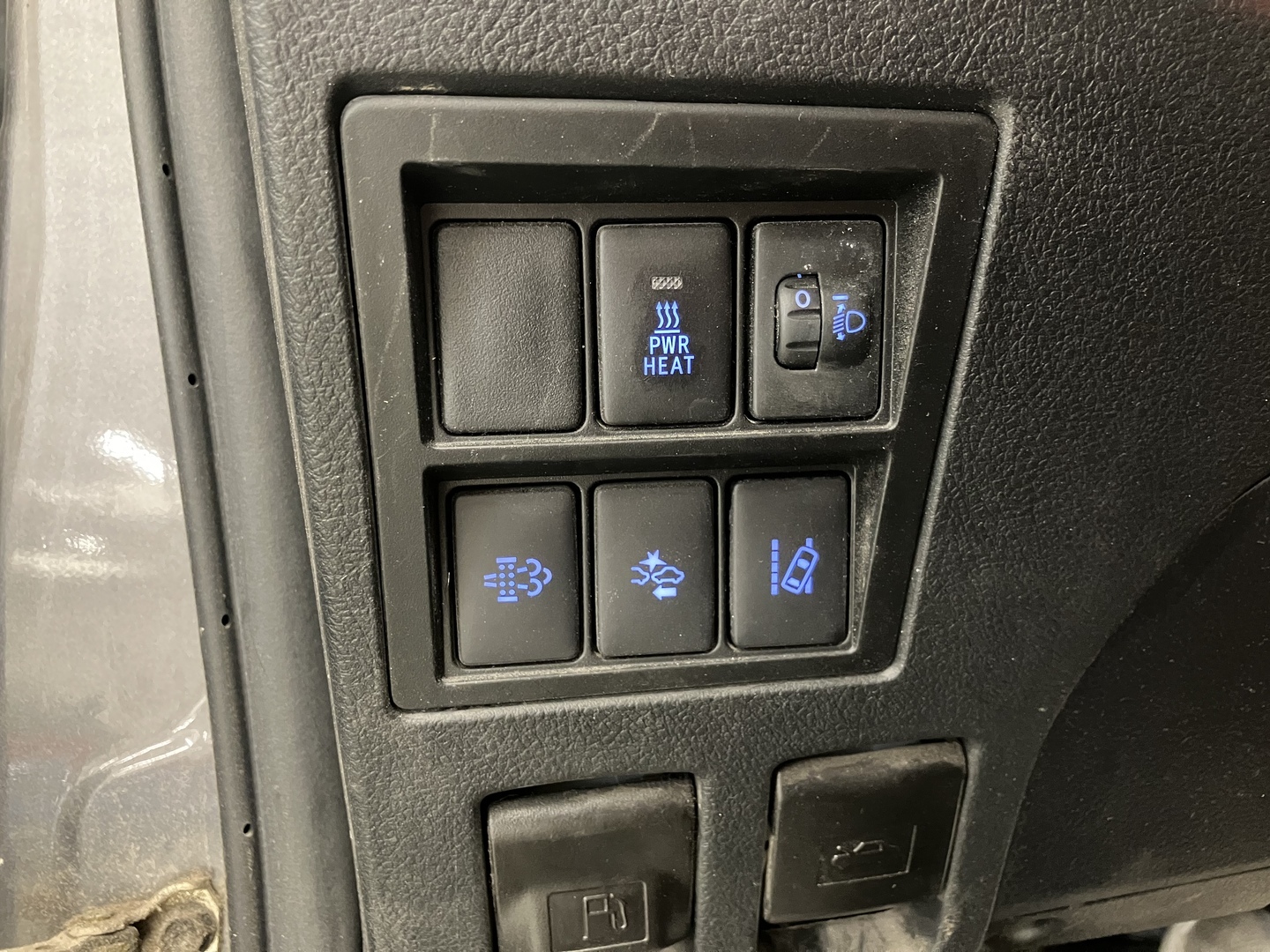 TOYOTA Hilux 2019