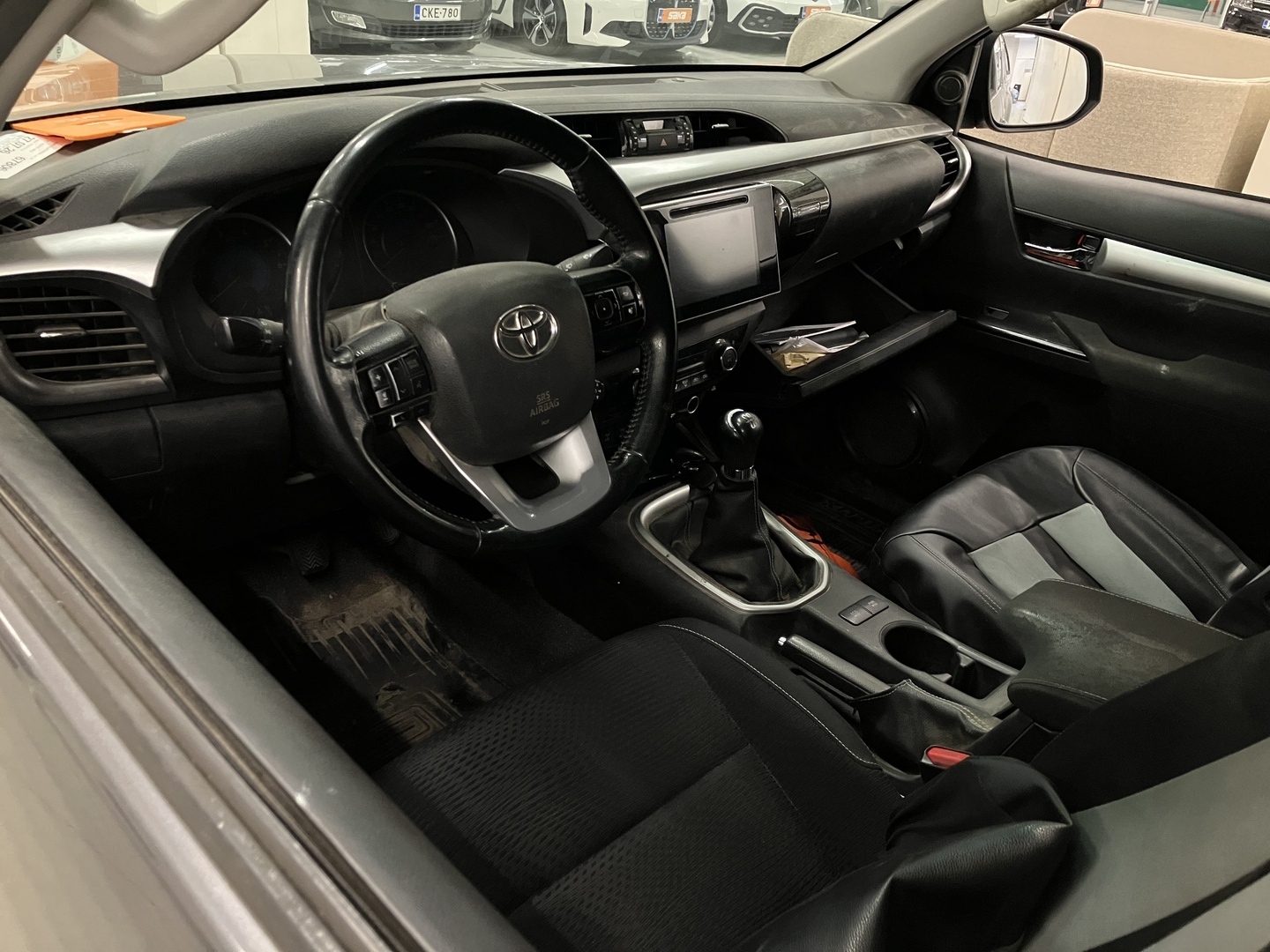 TOYOTA Hilux 2019