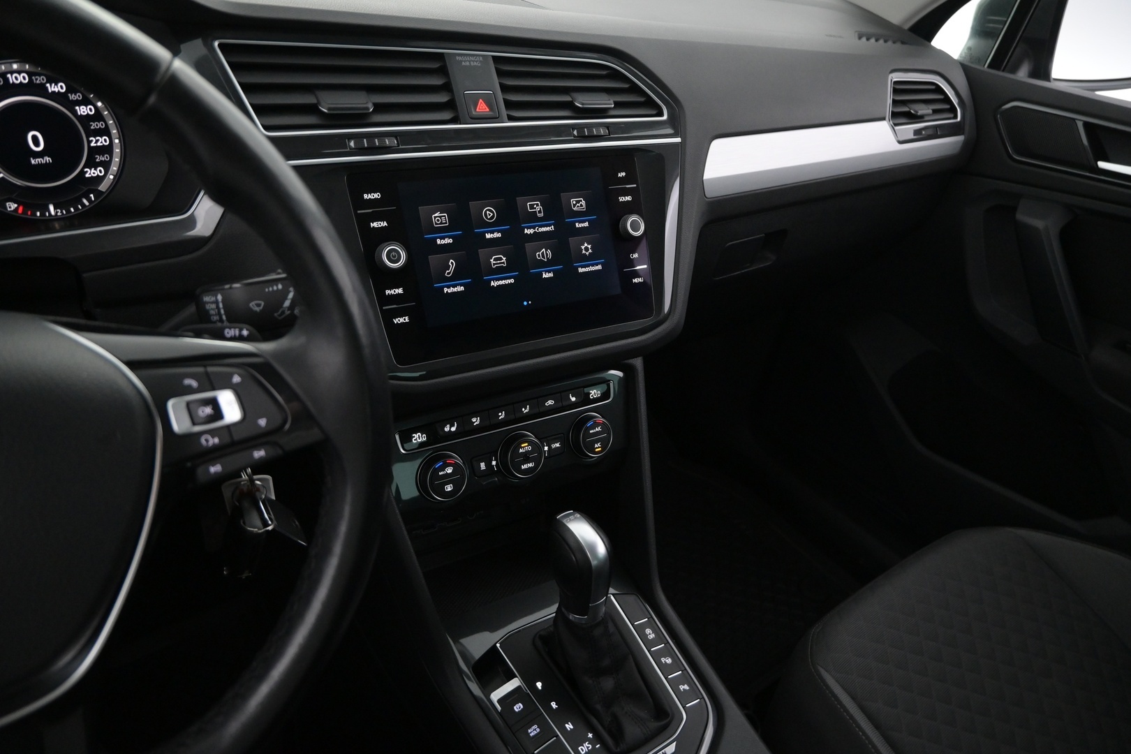 VOLKSWAGEN Tiguan 2018