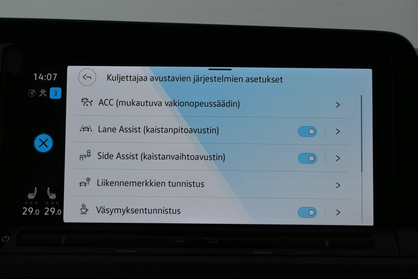 VOLKSWAGEN Golf 2022