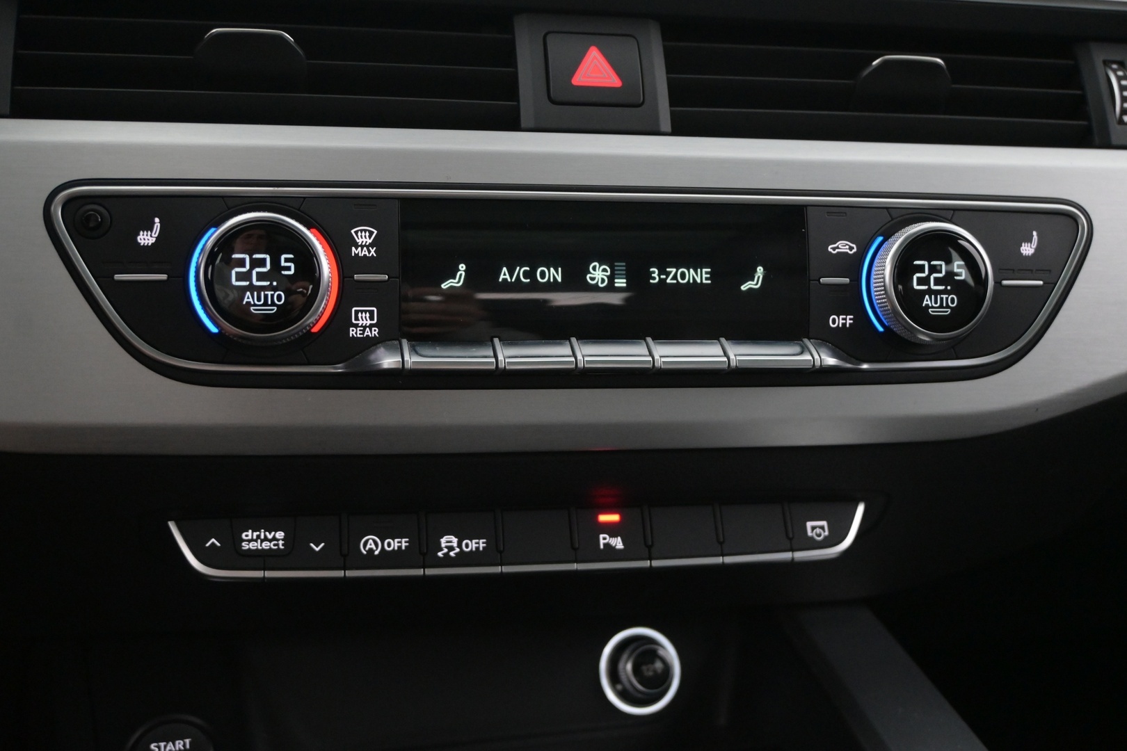 AUDI A4 2018