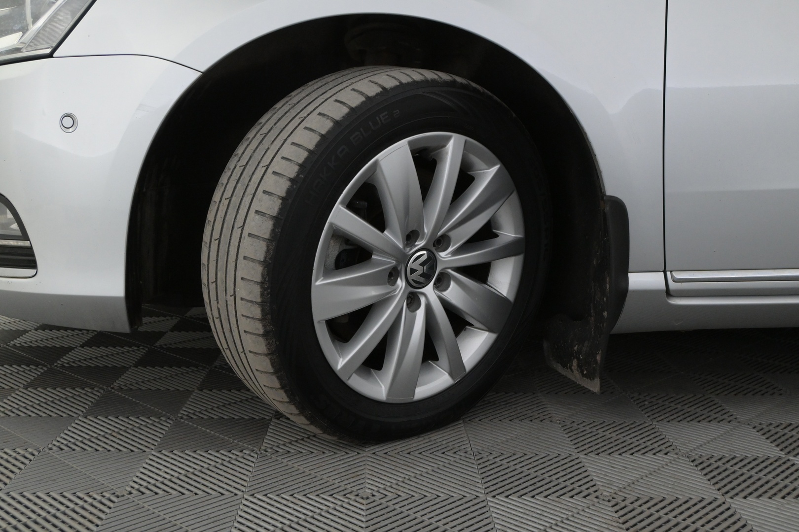 VOLKSWAGEN Passat 2011