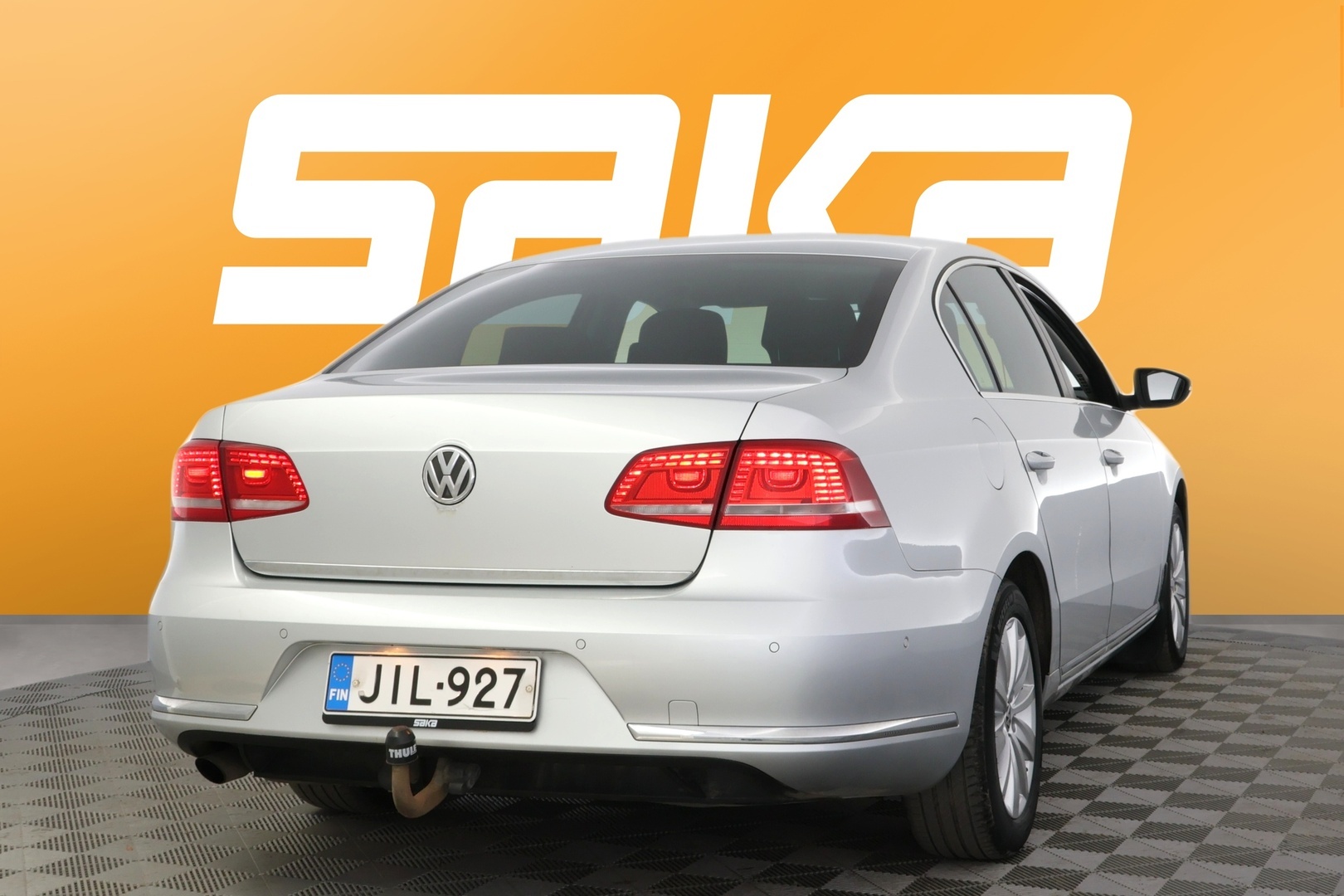 VOLKSWAGEN Passat 2011