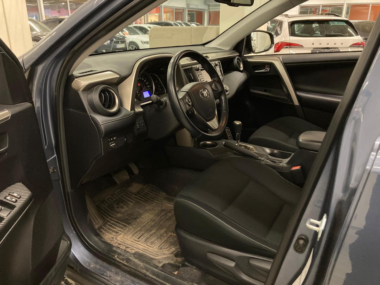 TOYOTA RAV4 2013