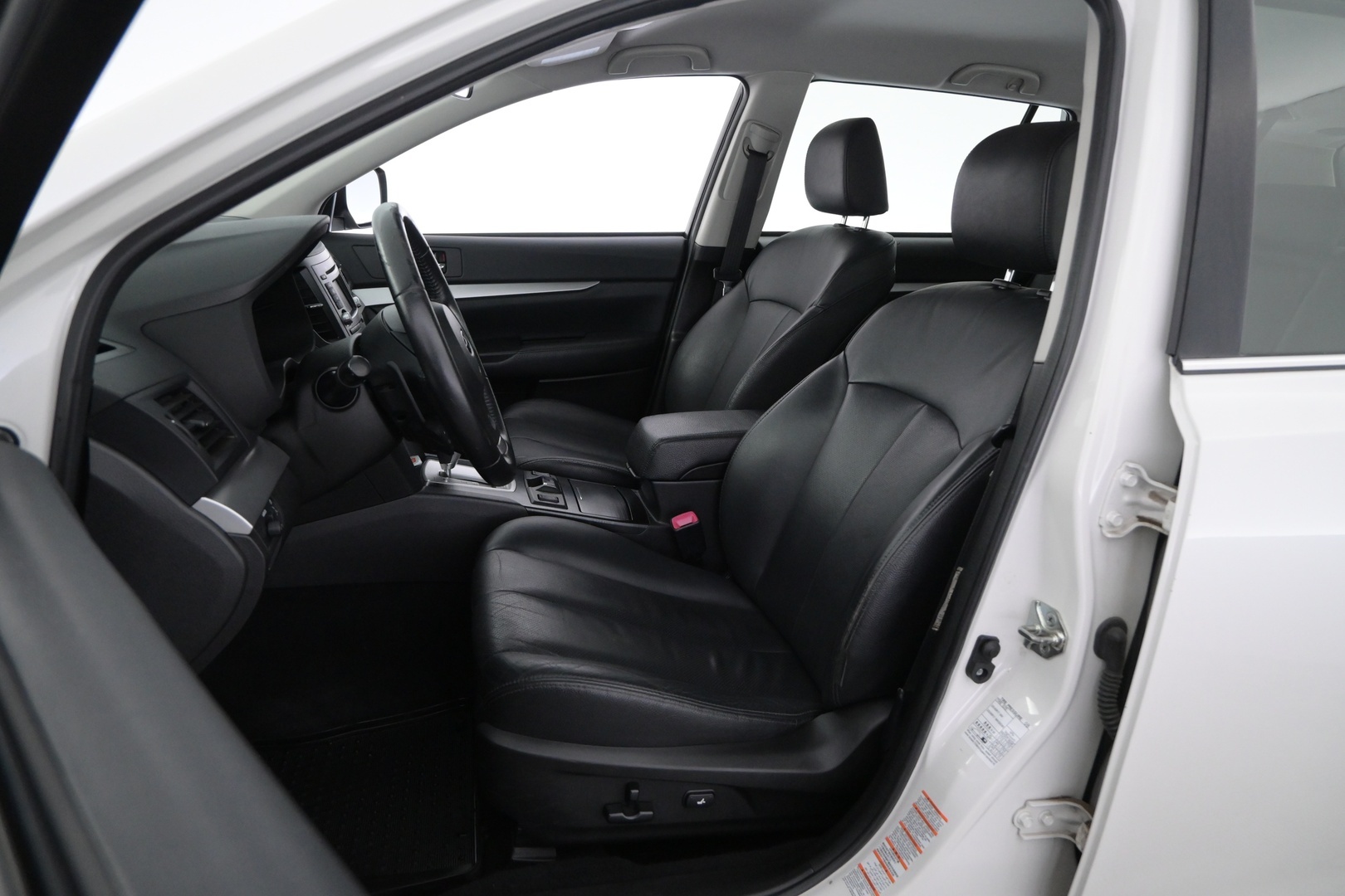 SUBARU Outback 2014