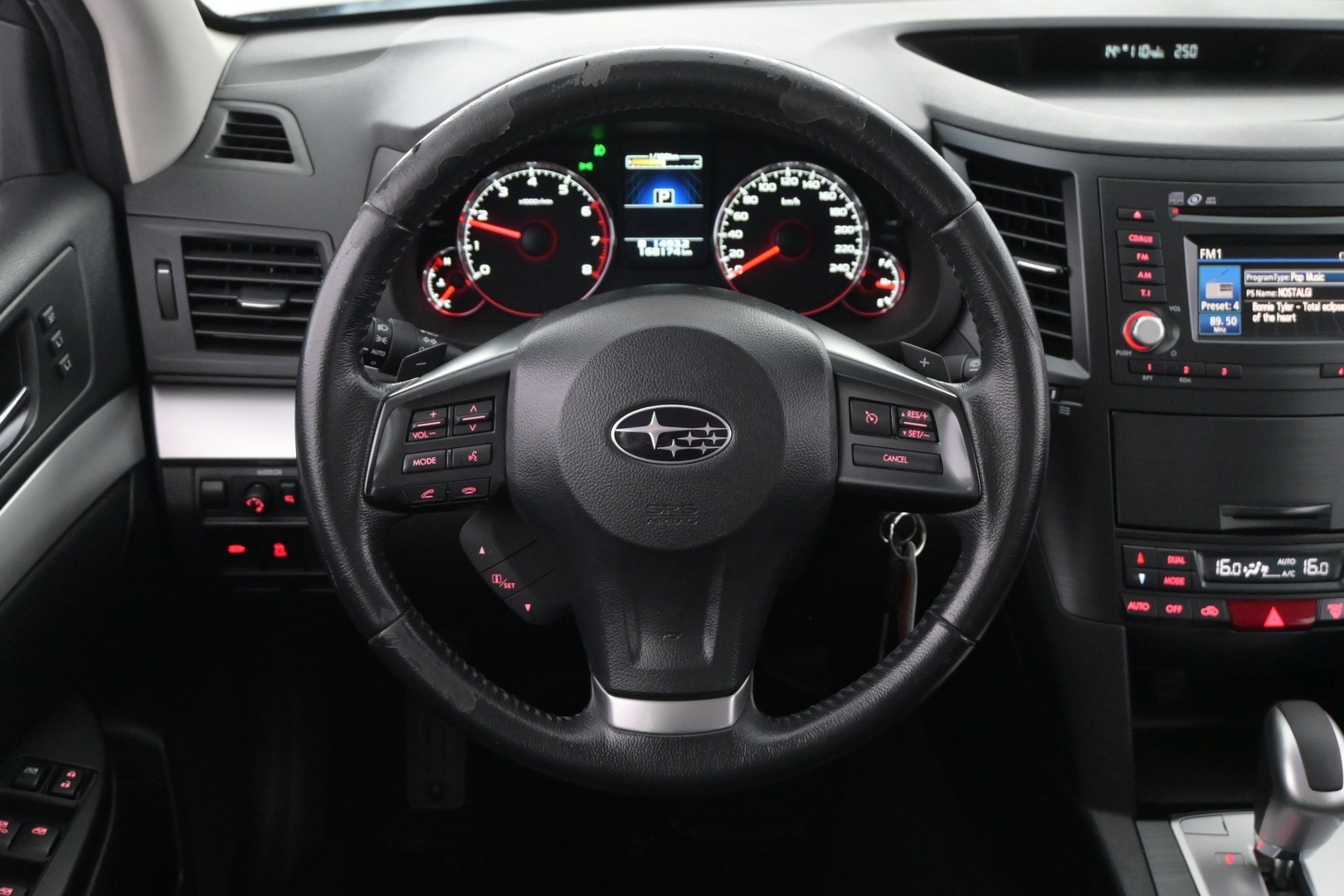 SUBARU Outback 2014