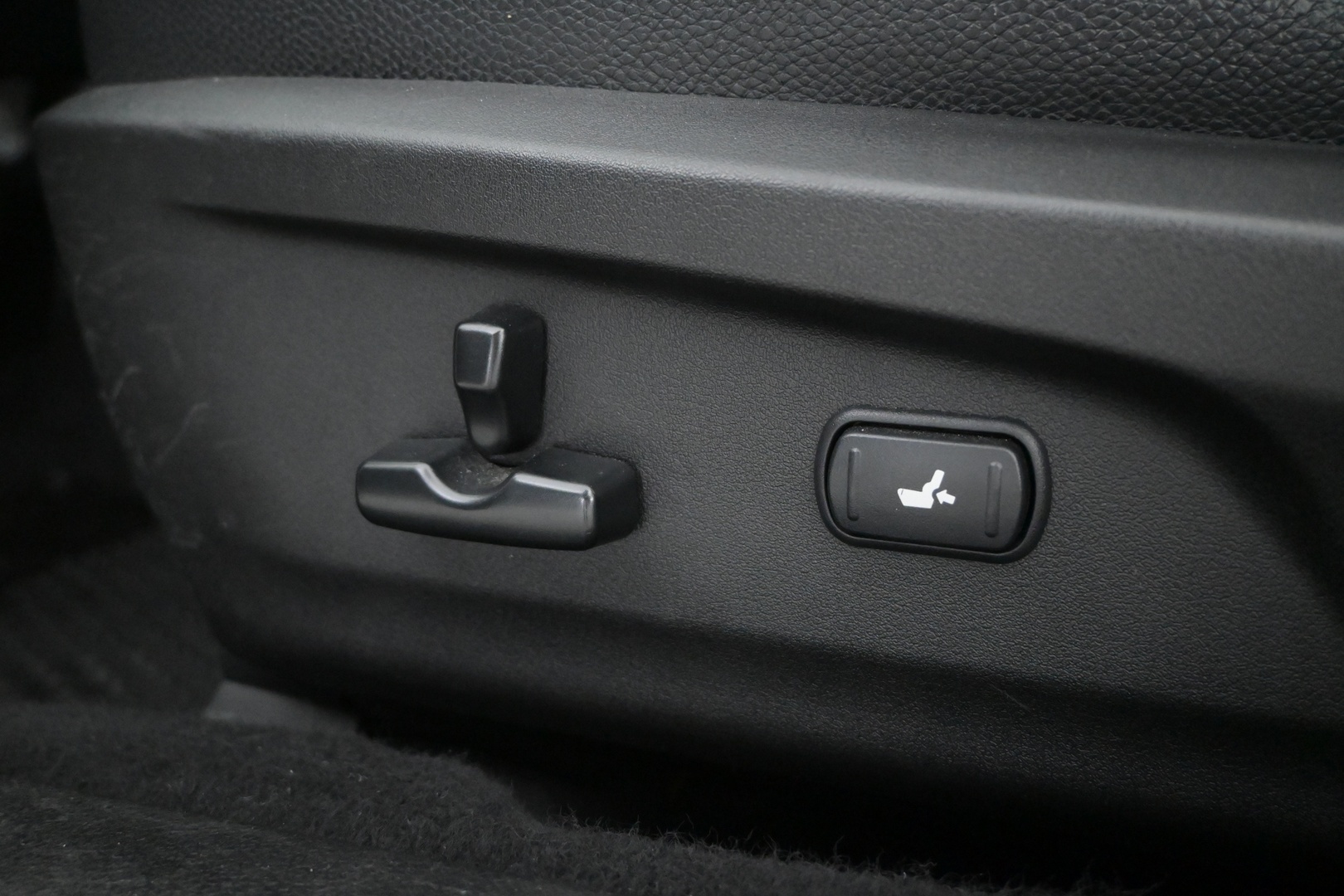 SUBARU Outback 2014