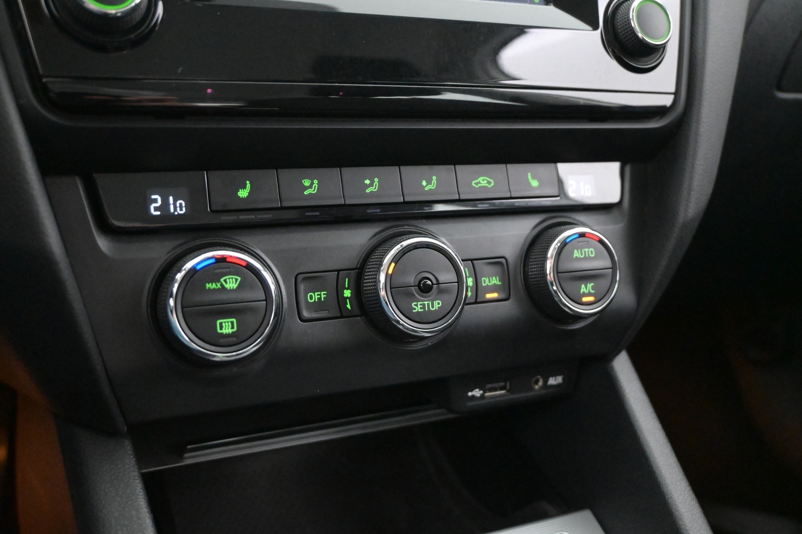SKODA Octavia 2014
