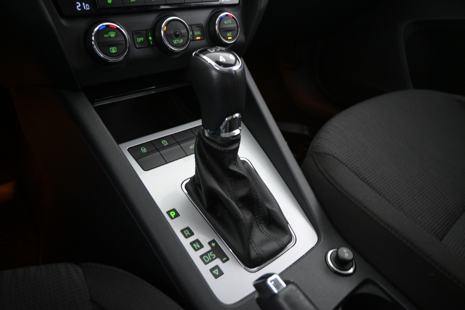 SKODA Octavia 2014